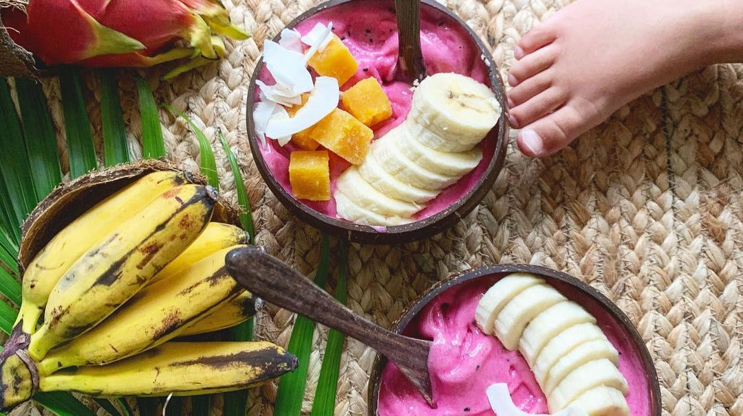 5 Kid Friendly Smoothies & Smoothie Bowl Recipes