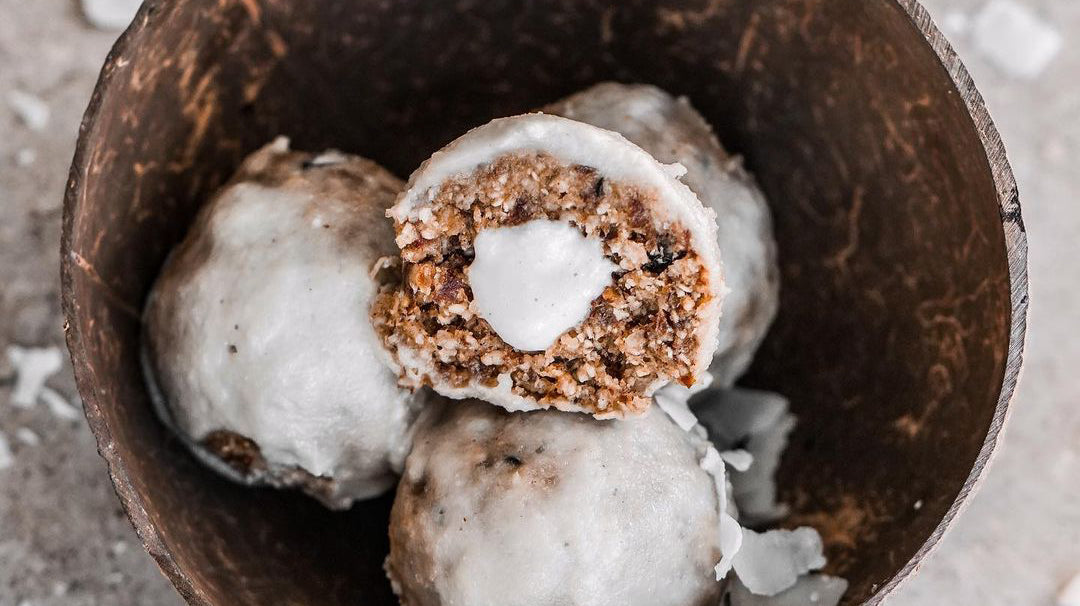 Raw Vegan Donut Holes