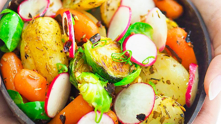 Balsamic Roasted Herb Potatoes with Vegetables