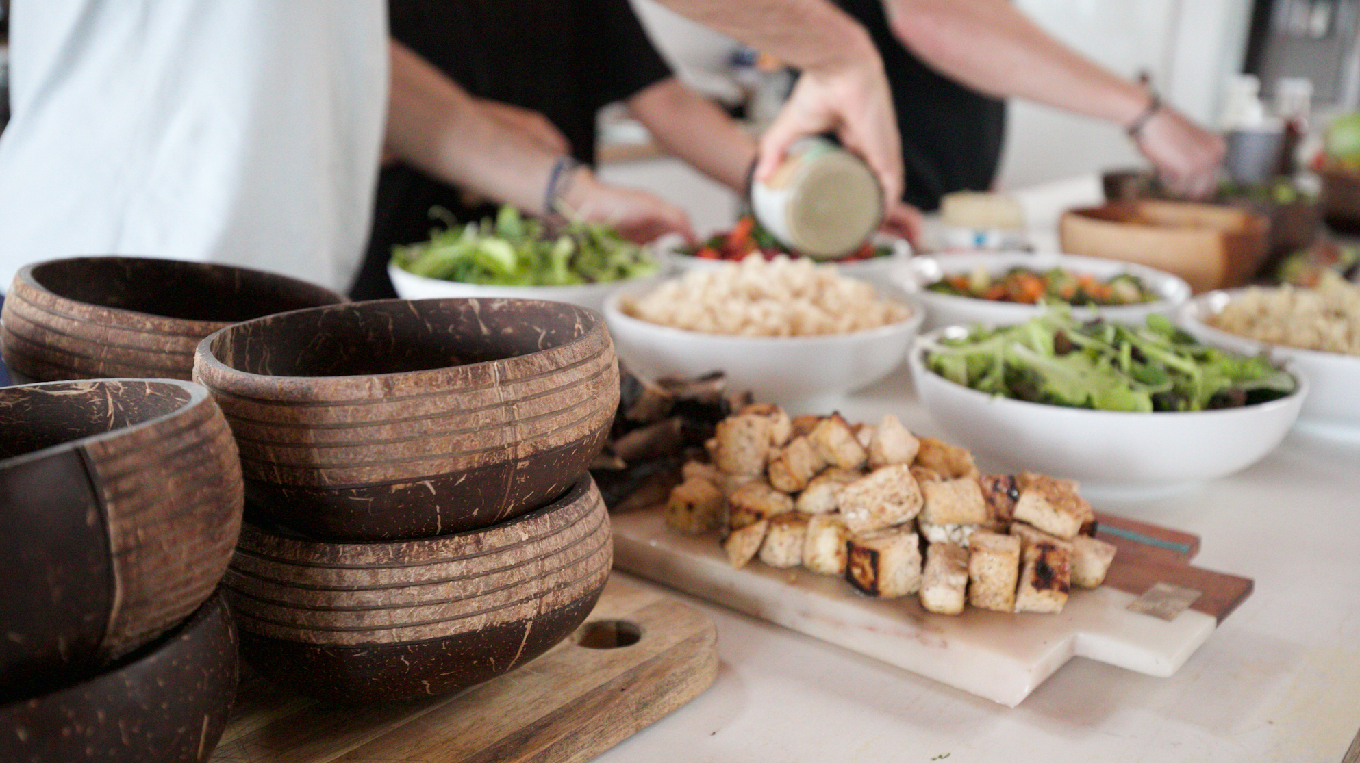 How to Host Your Own Waste-Free Boho Brunch!