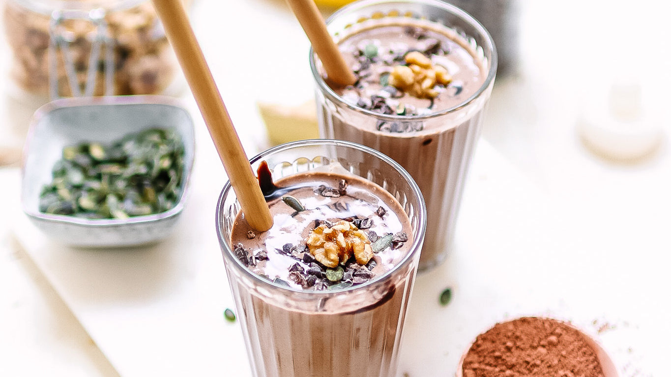 Cacao Ginger and Walnut Smoothie