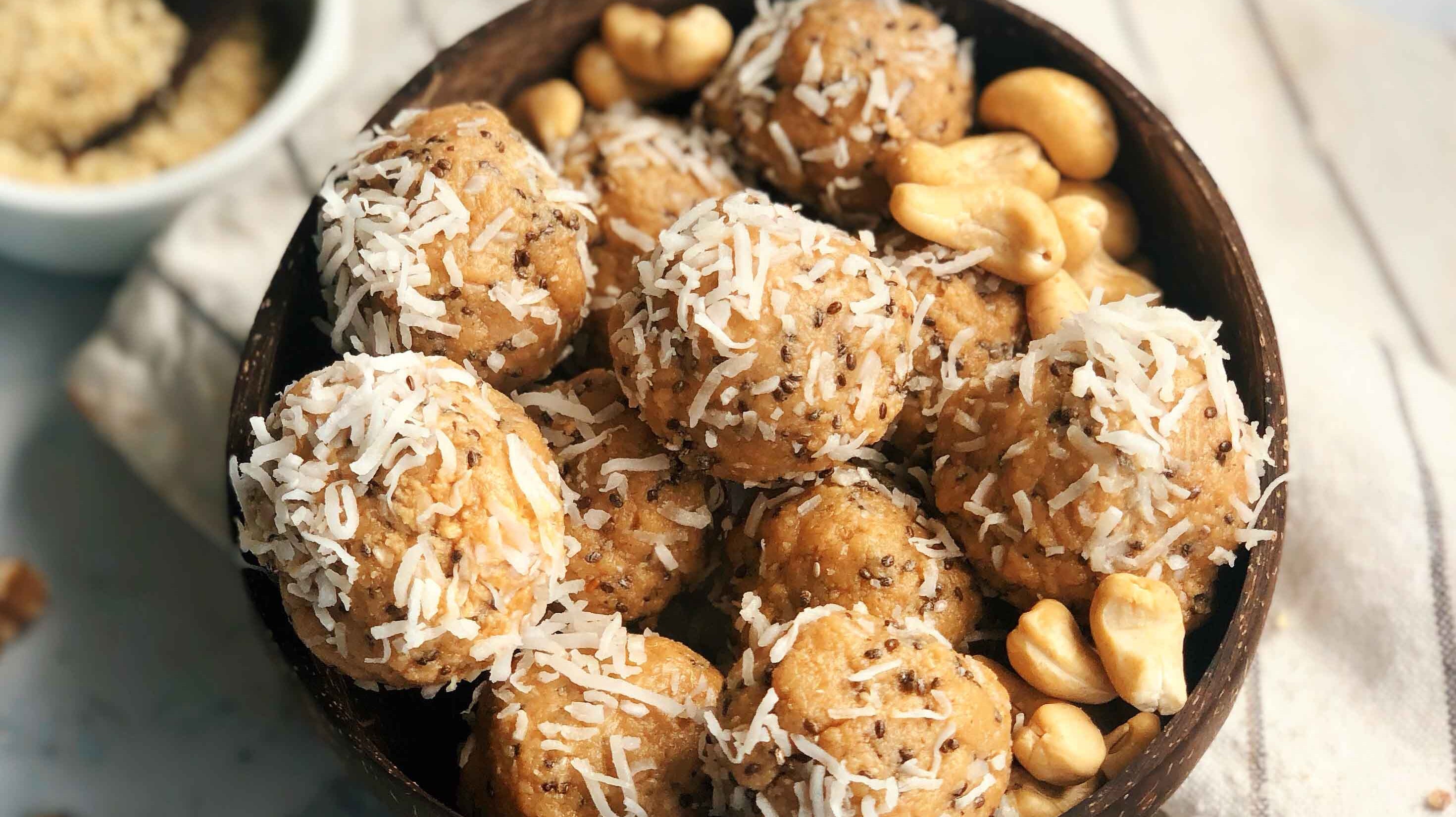 Date-free Vanilla Bliss Balls