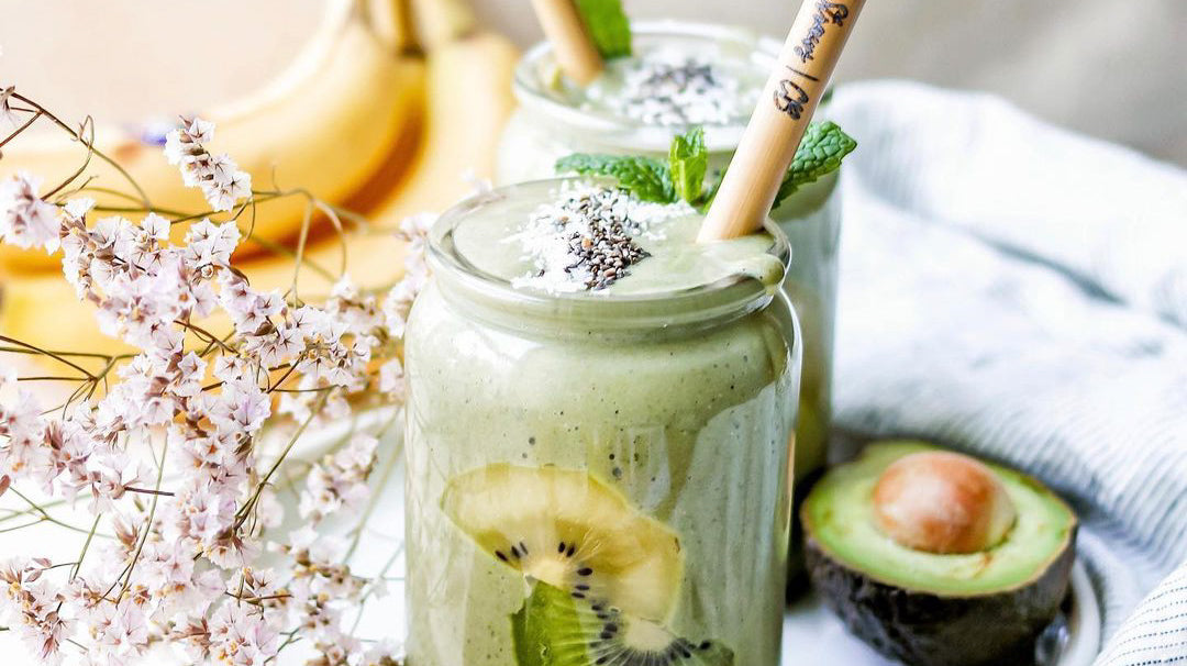 Kiwi Kale Green Smoothie