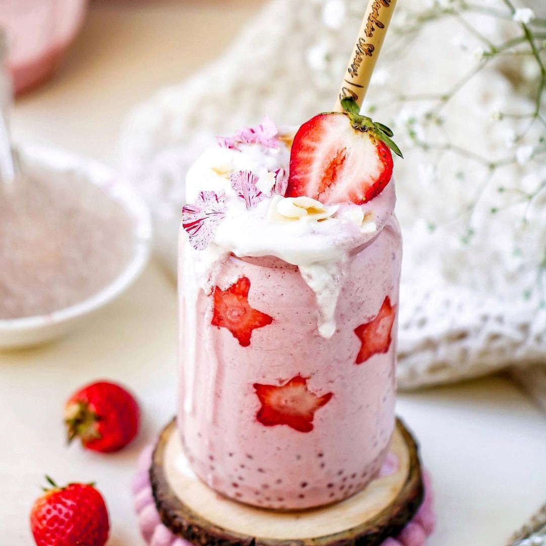 Strawberry Milk Shake with Sago Pearls